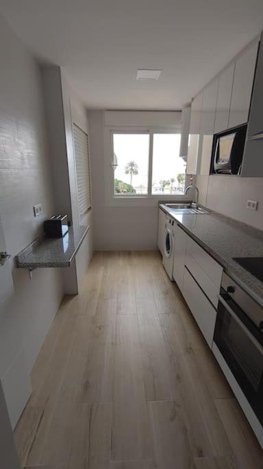 Precioso Apartamento Frente A La Playa ตอร์เรเดลมาร์ ภายนอก รูปภาพ